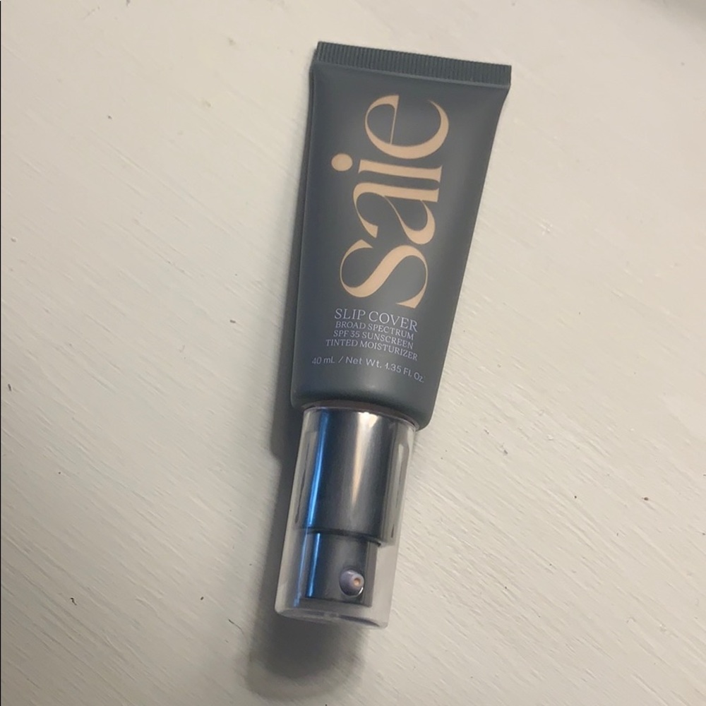 Saie Slip Cover - Tint 2